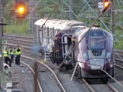 Dua Kereta Api Nabrak Utara London, Seorang Penumpang Disahkan Meninggal Dunia