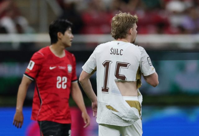 Jersi-ringan-Puma-jadi-tumpuan-selepas-banyak-dilaporkan-koyak-di.jpg
