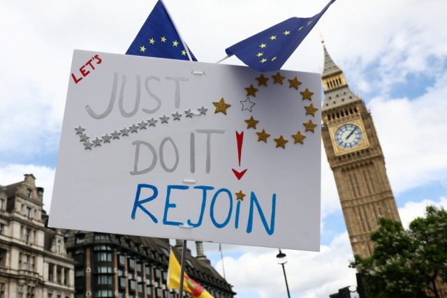 Kebanyakan-Rakyat-Britain-Mahu-Hubungan-Lebih-Dekat-dengan-EU-Menurut.JPG