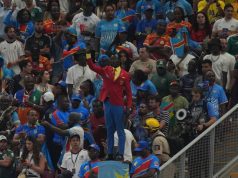 Lelaki Patung DR Congo Curi Tumpuan Piala Dunia Tanpa Bergerak (VIDEO)