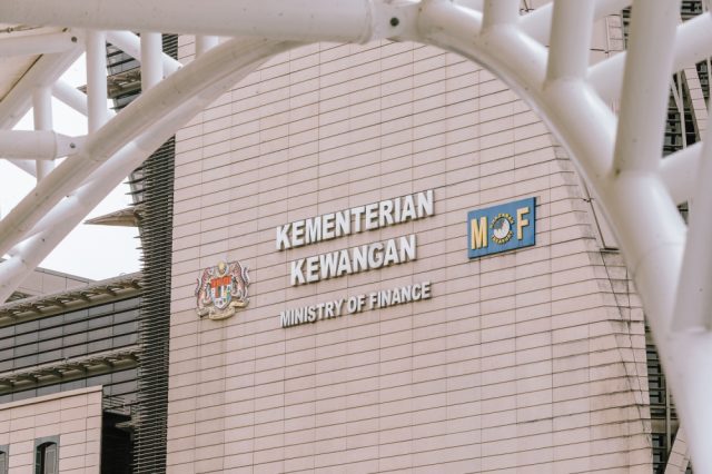 MOF-Hutang-berkanun-Persekutuan-dijangka-kekal-di-bawah-65-KDNK.jpg