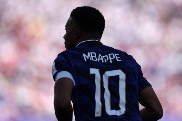 Mbappe-kecam-penghinaan-rasis-oleh-senator-Paraguay-selepas-perlawanan-Piala.jpg
