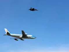 Tukar Jet Pejuang TUDM Iiringi Ketibaan Presiden Trump di Sidang Kemuncak ASEAN.