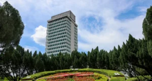 Dewan Rakyat membincangkan gelandangan, kuasa peguam negara.