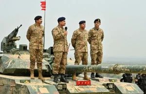 Mahkamah agung Pakistan mengadakan mesyuarat setelah peletakan jawatan hakim-hakim.