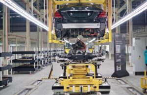 Kerajaan Cari Jalan Turun Harga Kereta CKD untuk Rakyat