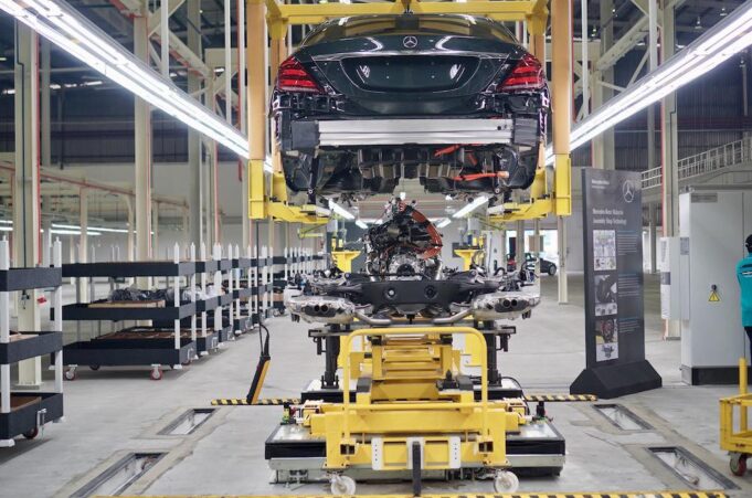 Kerajaan Cari Jalan Turun Harga Kereta CKD untuk Rakyat