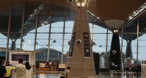 Bumbung KLIA Bocor: Kecuaian Kontraktor Tertinggal Plywoo Sebab Utama