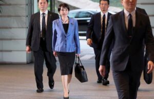 Tajuk: “Strategi Pemulihan Ekonomi: Analisis Pakej Rangsangan Jepun”