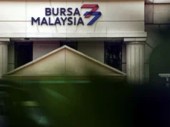 Bursa Malaysia mencatatkan kenaikan untuk hari ketiga berturut-turut dengan pengukuhan ringgit.