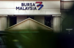 Bursa Malaysia mencatatkan kenaikan untuk hari ketiga berturut-turut dengan pengukuhan ringgit.
