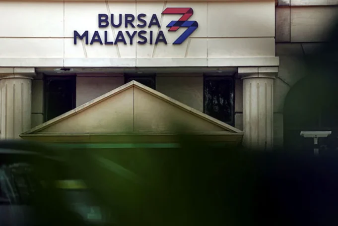 Bursa Malaysia mencatatkan kenaikan untuk hari ketiga berturut-turut dengan pengukuhan ringgit.