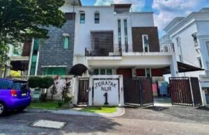 Tular baru-baru ini mengenai dakwaan bahawa rumah milik Rebecca Nur Al Islam di Ampang dilaporkan akan dilelong dengan harga hampir RM2.9 juta. Berita ini menarik perhatian ramai dan mencetuskan pelbagai reaksi di kalangan peminat dan netizen. Ada yang memberikan pendapat mengenai keadaan tersebut serta kemungkinan punca kenapa rumah tersebut sampai ke tahap dilelong. Sementara itu, Rebecca masih belum mengeluarkan sebarang kenyataan rasmi mengenai isu ini.