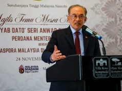 Perdana Menteri Anwar Ibrahim mengingatkan penduduk di kawasan banjir agar patuh kepada arahan pemindahan bagi memastikan keselamatan diri dan keluarga. Kerjasama semua pihak amat penting dalam situasi kecemasan ini.