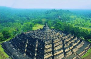 Mengungkap Misteri Tersembunyi di Bawah Gunung Padang