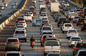 Trump Kembalikan Kebijakan Ekonomi Bahan Api: Penarikan Balik Peraturan Era Biden