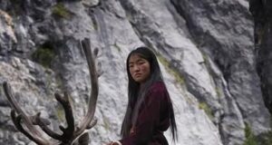 Keindahan dan Kebudayaan Wanita Muda Suku Tsaatan di Mongolia