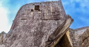 Machu Picchu: Keajaiban Arkeologi dan Ritual Solstis Musim Panas