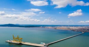 Petronas Gas Bayar Awal US$174 Juta untuk Caj Jeti LNG di Pengerang