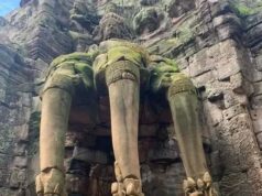 Pintu Gerbang Selatan Angkor Thom: Simbol Sejarah dan Kebudayaan Kamboja