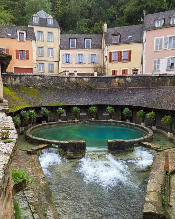 Menemukan Cinta dan Harapan: Kisah dari Perigi yang Terpendam