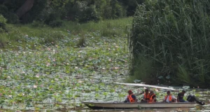 Aktiviti pelancongan di Tasik Chini terus berjalan dengan baik, sementara fokus dipindahkan kepada pusat penyelidikan yang memperkasa penggunaan Bahasa Melayu.