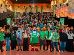 Grab telah menganjurkan acara istimewa untuk mengucapkan terima kasih kepada rakan-pemandu dan rakan-penghantar mereka. Bersama keluarga, mereka dapat menikmati tayangan “Papa Zola The Movie”. Inisiatif ini bukan sahaja merapatkan hubungan, tetapi juga memberi peluang kepada semua untuk bersantai dan merayakan sokongan yang diterima dari satu sama lain. Acara ini mencerminkan penghargaan Grab terhadap peranan penting yang dimainkan oleh rakan-rakan dalam komuniti mereka.