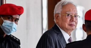 Najib Razak Dijatuhkan Hukuman Penjara 15 Tahun dan Denda RM 11.3 Bilion!