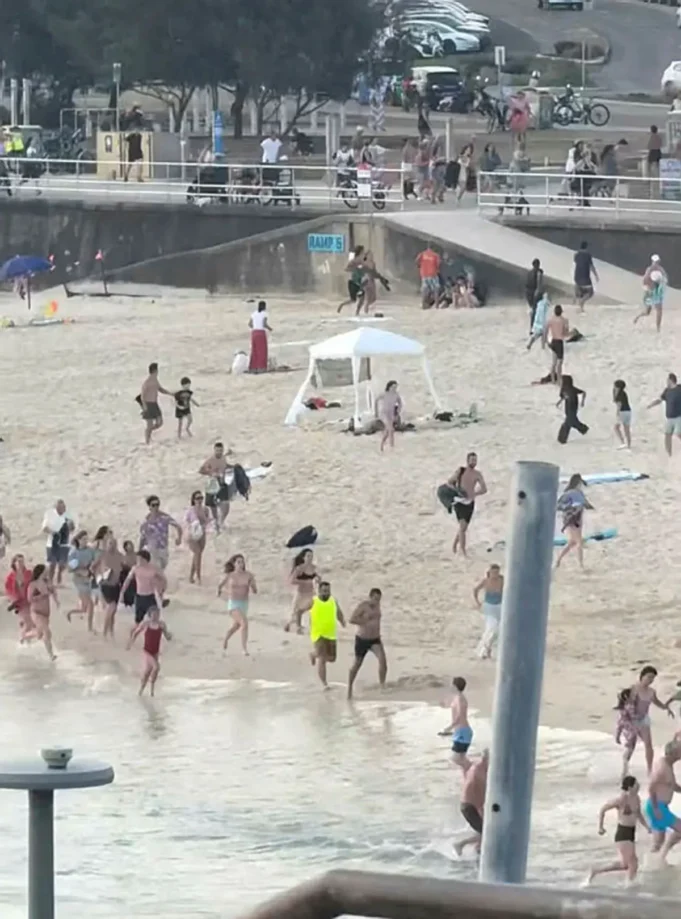 “Orang mati di merata tempat”: Di Dalam Pembunuhan Hanukkah di Australia.