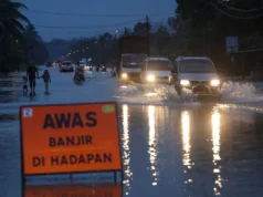 Banjir Johor kembali dengan enam pusat pemindahan dibuka di Segamat.