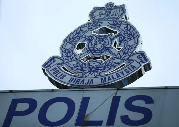 Dua pegawai polis Pahang, lima anggota digantung tugas berhubung kes dadah.