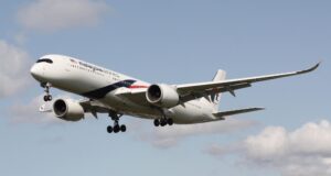 Perjalanan Mewah: Pengalaman Menggunakan Pesawat Airbus A350 MAS MH21 dari Paris ke Kuala Lumpur