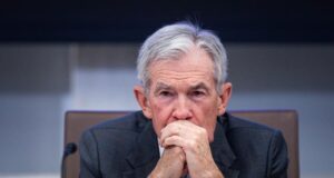 Tajuk: “Ketegangan Antara Trump dan Fed: Ancaman Pendakwaan yang Menggoncang Kestabilan Ekonomi”