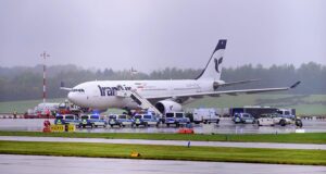 Iran Buka Semula Ruang Udara untuk Penerbangan Antarabangsa