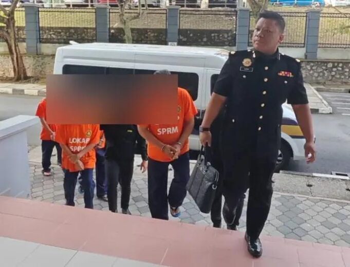 SPRM Tangkap Empat Lelaki Termasuk Tiga Pegawai Kewangan Dalam Operasi Anti Rasuah