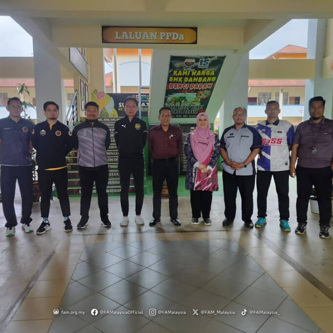 Strategi Penglibatan Pelajar dalam Perbincangan AMD di SMK Gambang