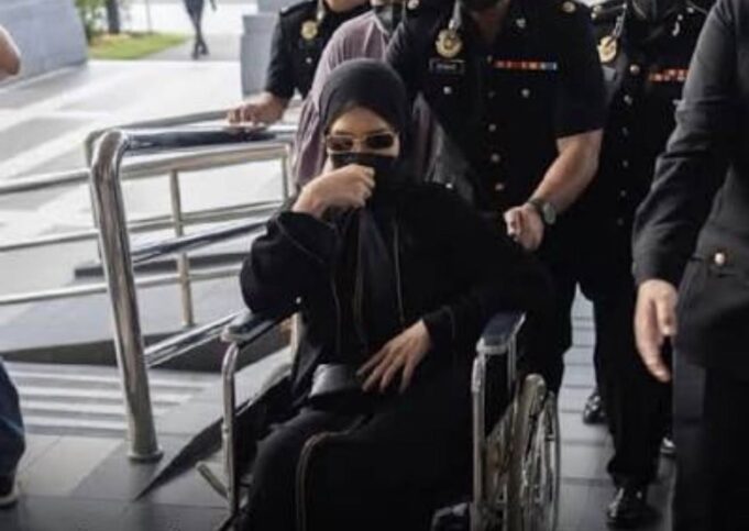 Kesetiaan dan Kepimpinan: Profil Bekas Panglima Tentera Darat, Muhammad Hafizuddeain Jantan bersama Isteri