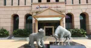 Bursa Malaysia: Strategi Peralihan ke IPO Berskala Besar untuk Pertumbuhan Pasaran