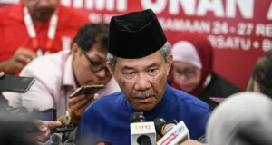 Mohamad Hasan gesa UMNO fikir panjang hadapi provokasi politik.