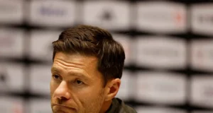 Real Madrid berpisah dengan Xabi Alonso selepas kekalahan dalam Super Cup.