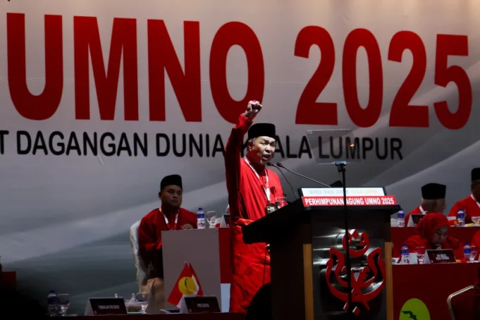 UMNO akan menubuhkan jawatankuasa untuk kemasukan semula anggota.