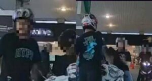 Seorang pegawai polis telah digantung tugas setelah terlibat dalam insiden menampar penunggang motosikal dengan tiba-tiba. Kejadian itu mencetuskan kemarahan orang ramai dan menunjukkan pentingnya profesionalisme dalam pasukan keselamatan. Pegawai tersebut kini berdepan siasatan lanjut berhubung tindakannya.