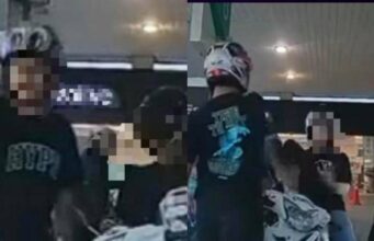 Seorang pegawai polis telah digantung tugas setelah terlibat dalam insiden menampar penunggang motosikal dengan tiba-tiba. Kejadian itu mencetuskan kemarahan orang ramai dan menunjukkan pentingnya profesionalisme dalam pasukan keselamatan. Pegawai tersebut kini berdepan siasatan lanjut berhubung tindakannya.