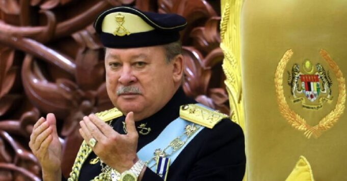 “Jika anda tidak menghargai Bahasa Melayu, sebaiknya anda mempertimbangkan untuk tidak tinggal di Malaysia.” – Titah Agong.