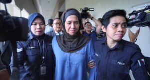 Nama Bekas Ketua Pegawai Eksekutif Suruhanjaya Syarikat Malaysia Menjadi Tumpuan Publik: Apa Yang Dikongsinya?