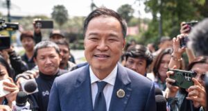 Anutin Charnvirakul Raih Kemenangan: Transformasi Politik Thailand Menanti?