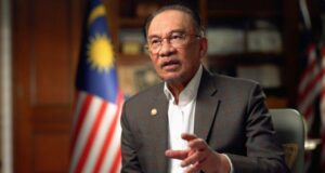 Fahamkan PMX mahu RUU had tempoh Perdana Menteri disegerakan sebagai sebahagian daripada usaha memperkukuh sistem demokrasi dan memastikan ketelusan dalam pentadbiran negara.
Tajuk: Memperkasakan Demokrasi Melalui RUU Had Tempoh Perdana Menteri