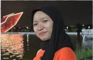 Polis memohon bantuan orang awam untuk mengesan remaja perempuan berusia 17 tahun yang hilang.