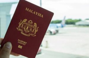 Seorang lelaki membuat keputusan drastik dengan membenarkan isteri pertamanya memegang pasport, sementara dia merancang untuk bertemu isteri keduanya di Indonesia menggunakan jalan belakang. Taktik ini menandakan keinginan dan kesanggupannya untuk melindungi rahsia kehidupannya, sambil mengharapkan pertemuan tersebut dapat dijalankan tanpa dikesan. Dalam usaha ini, dia mempertaruhkan segala-galanya, mencerminkan betapa kompleksnya dinamika dalam hubungan poligami.