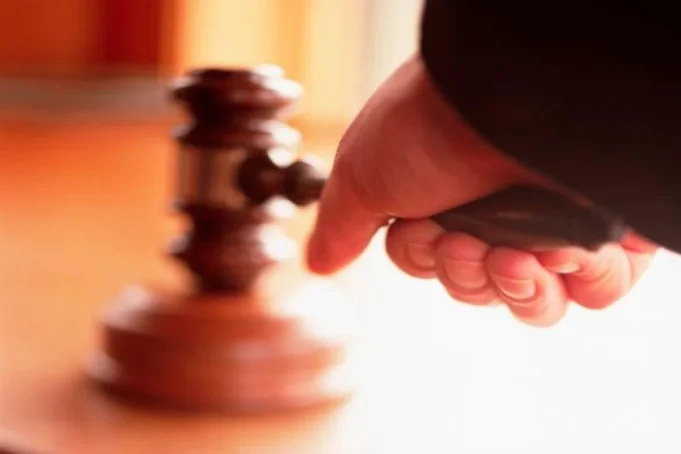 Seorang lelaki Australia didakwa dengan 596 kesalahan jenayah berkaitan penderaan kanak-kanak.